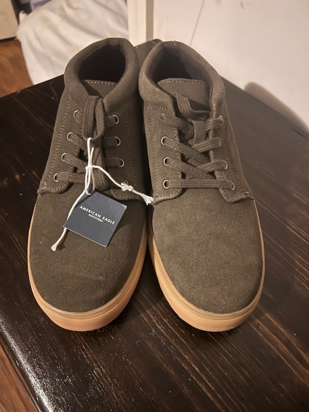 American Eagle Men's Chukka Sneaker.